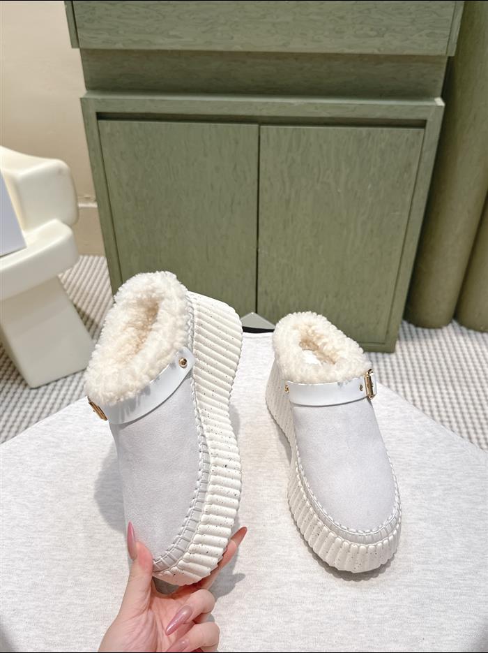 20251128165030579 340